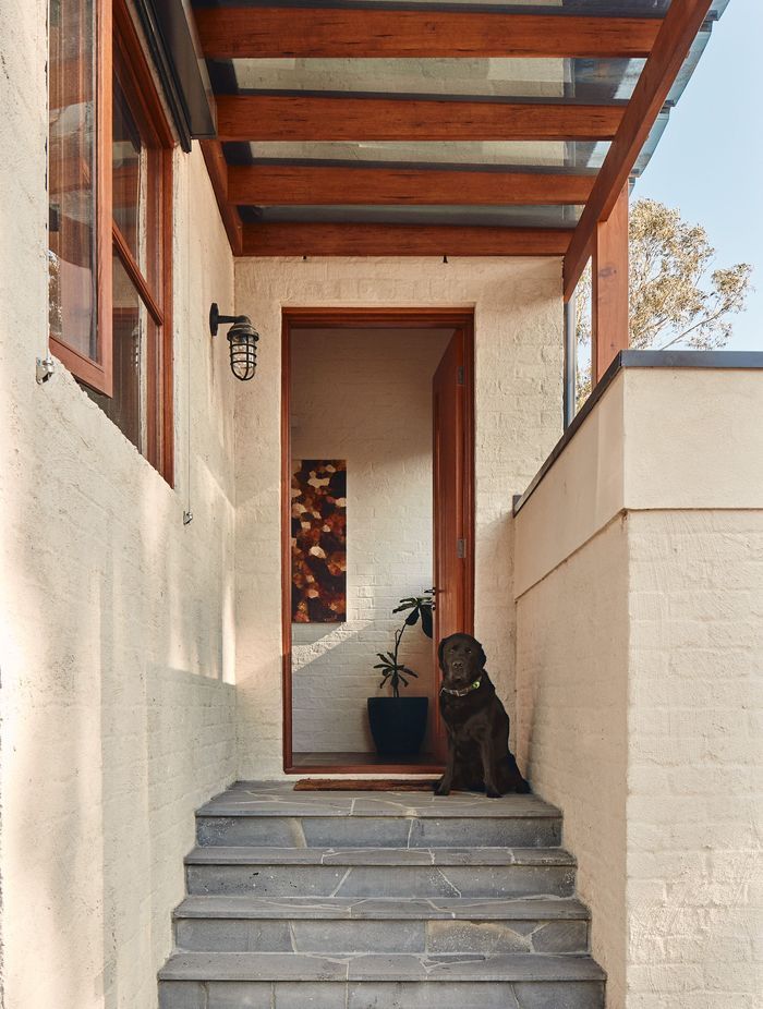 Cleverly-placed tonal features act as a foundation for further layers of colour and pattern within furnishings, soft textiles and artworks.