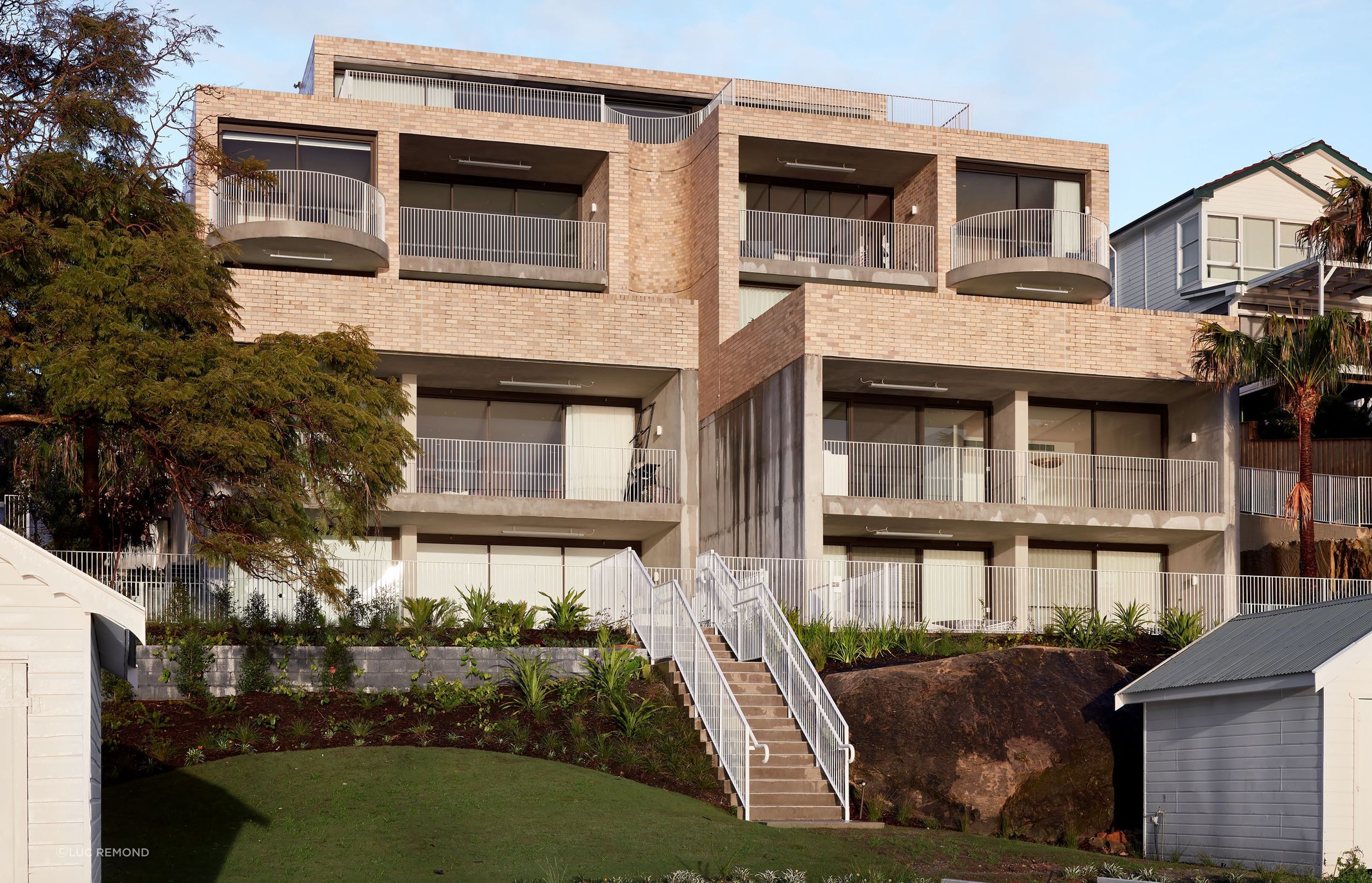 The Isles is connected directly to the harbour with gardens cascading down to the waterfront.