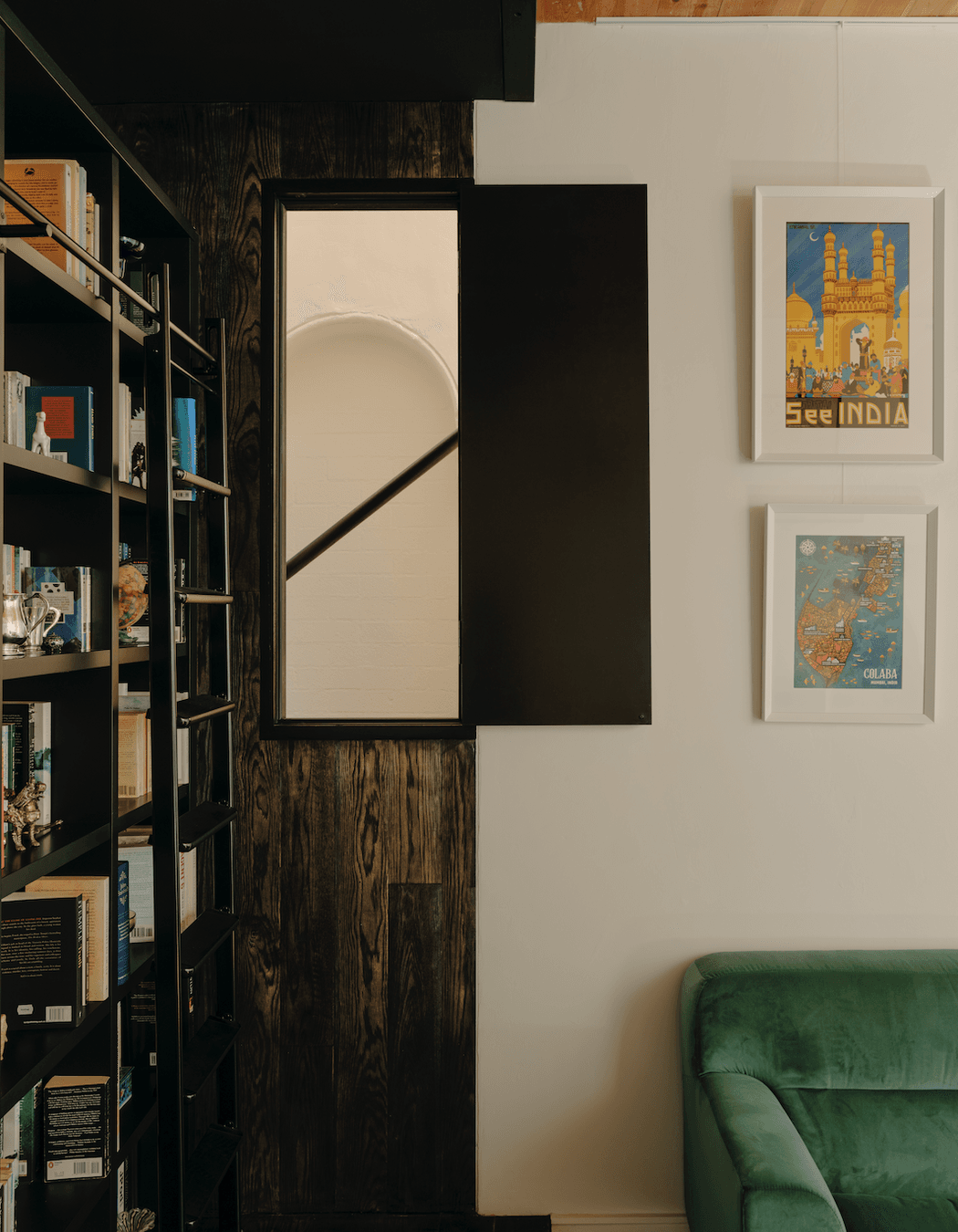 The project becomes an exploration of bridging the old world and the modern day, effortlessly morphing the existing Victorian site with a contemporary intervention.