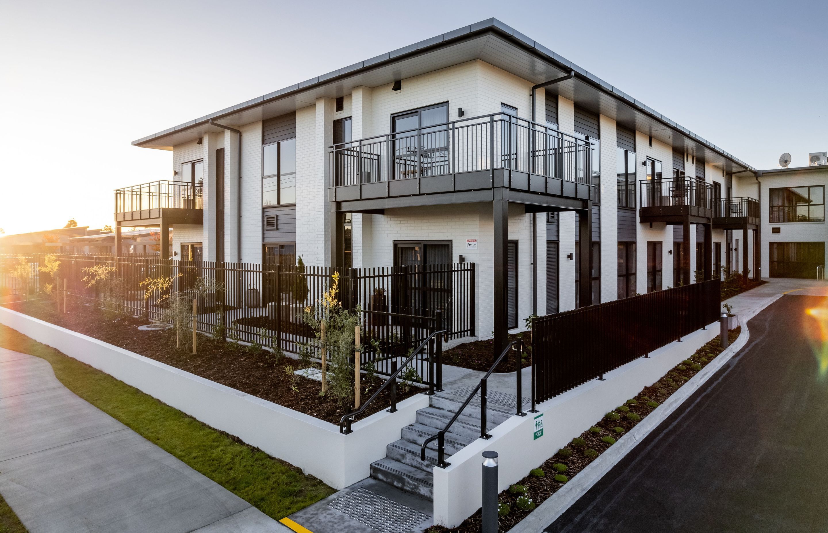 Unex provided the unified balcony and balustrade system for Lauriston Park.