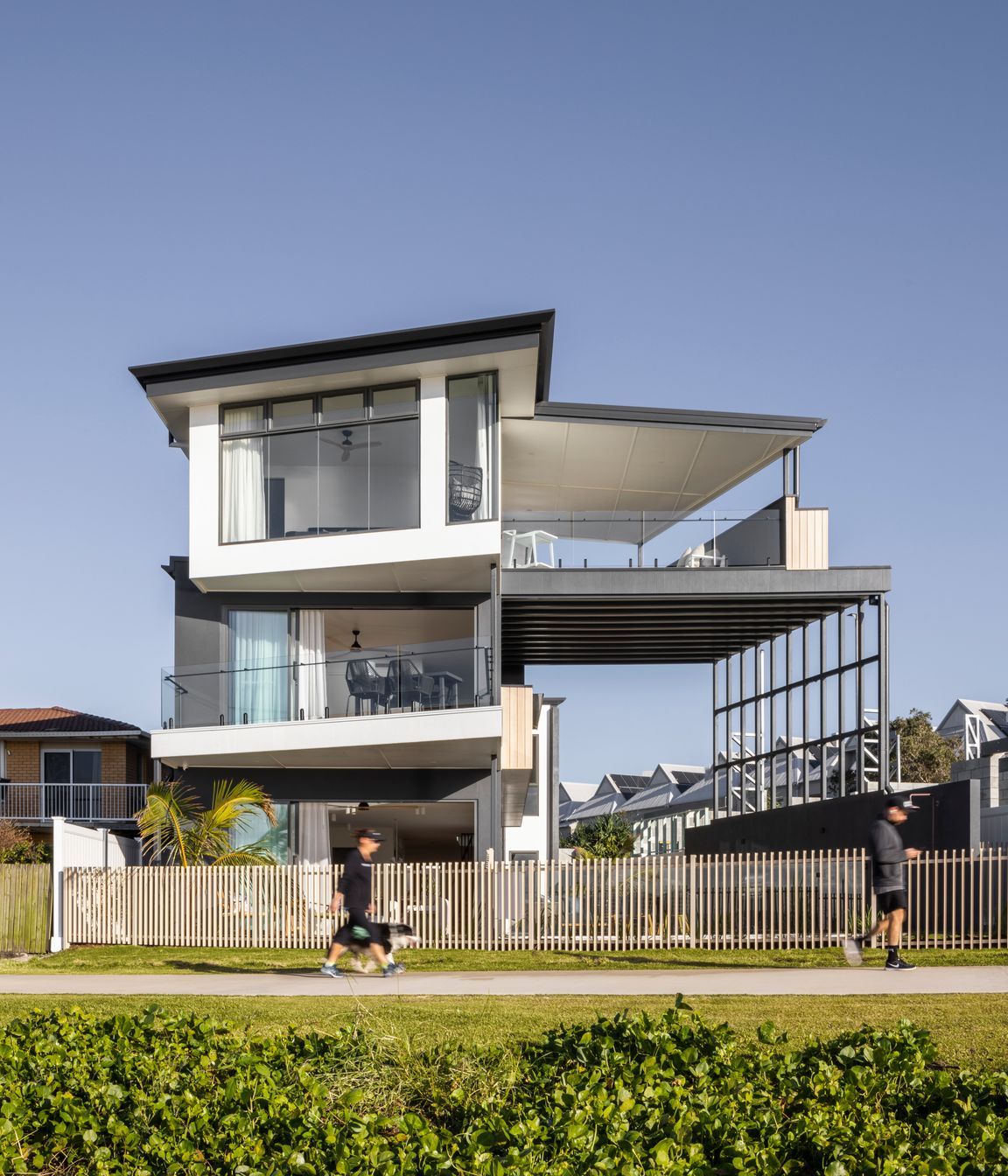 The Currumbin Beach House by Habitat Studio Architects