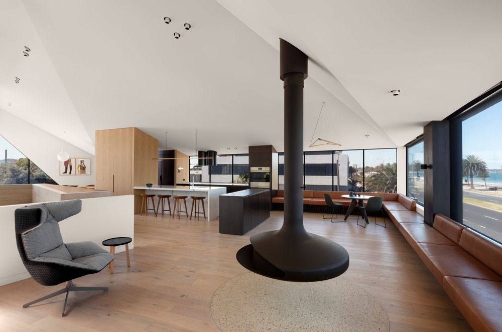 Bio-Courtyard House by Oblica | Photography by Dianna Snape