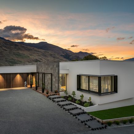 Cubist elegance settles amongst the schist landscape