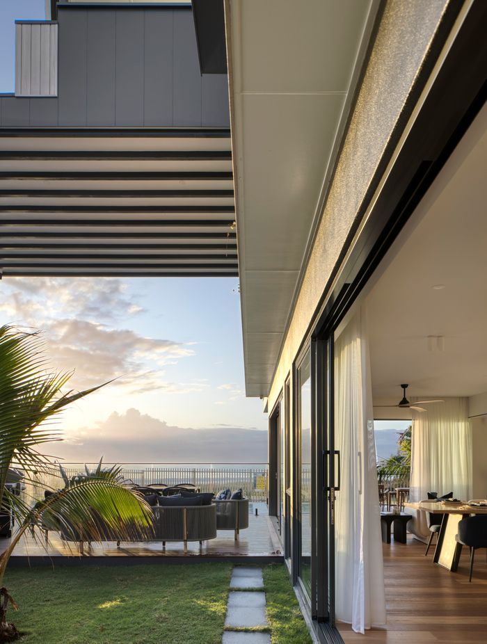 Permeable open courtyard spaces link with the open living areas