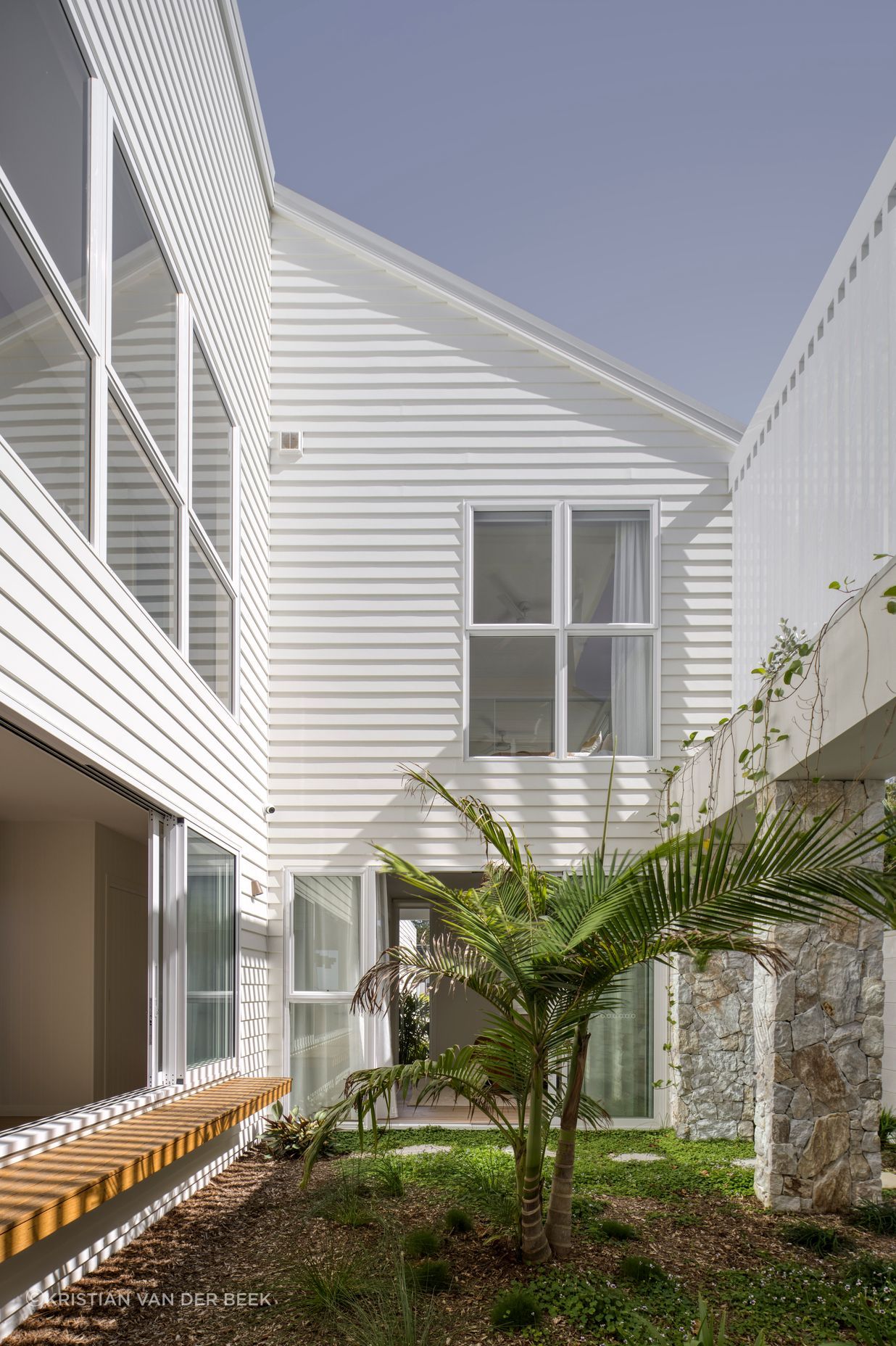 The design element of vertical lines continues in the central courtyard