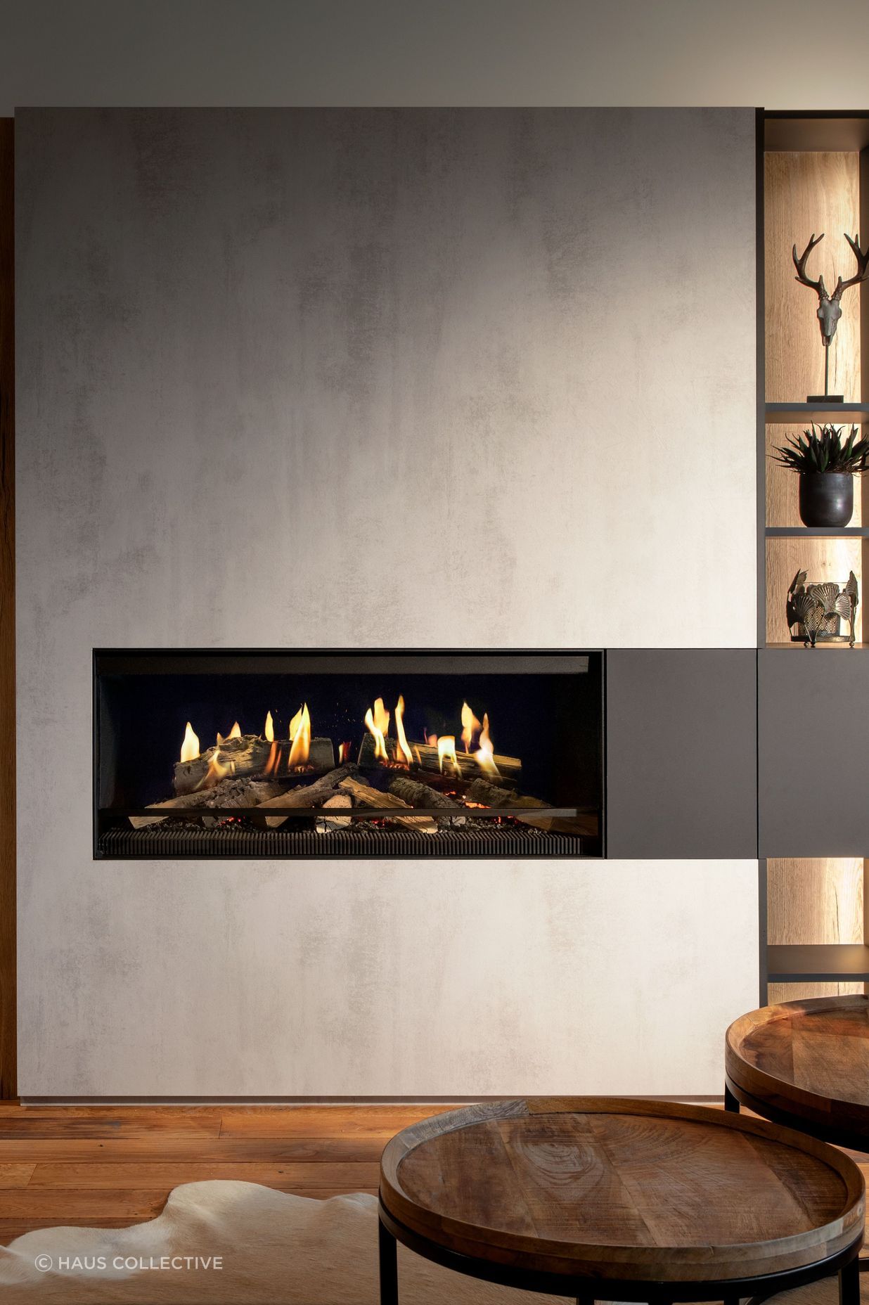 Kalfire electric fireplace.