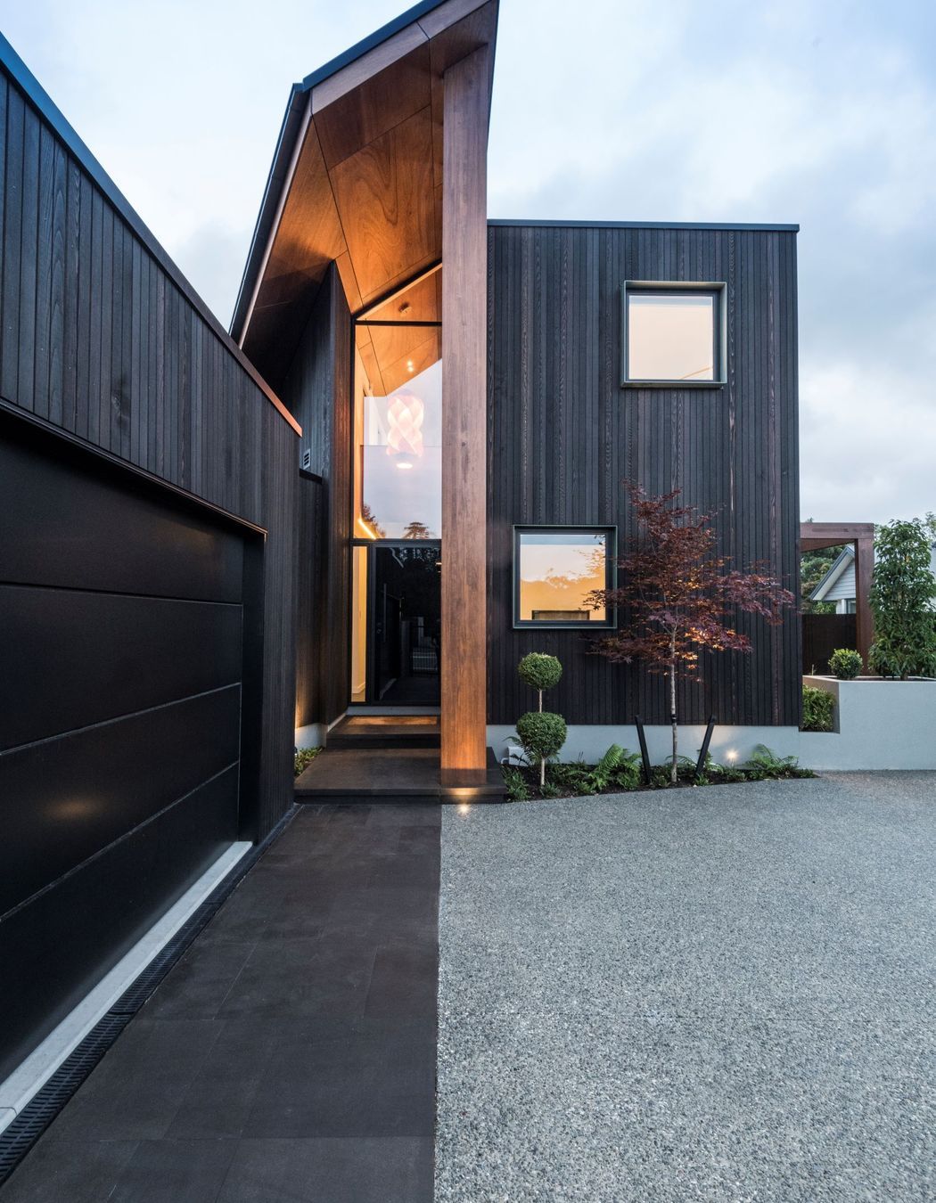 The sculptural angle of the entry space required extreme attention to detail to build.