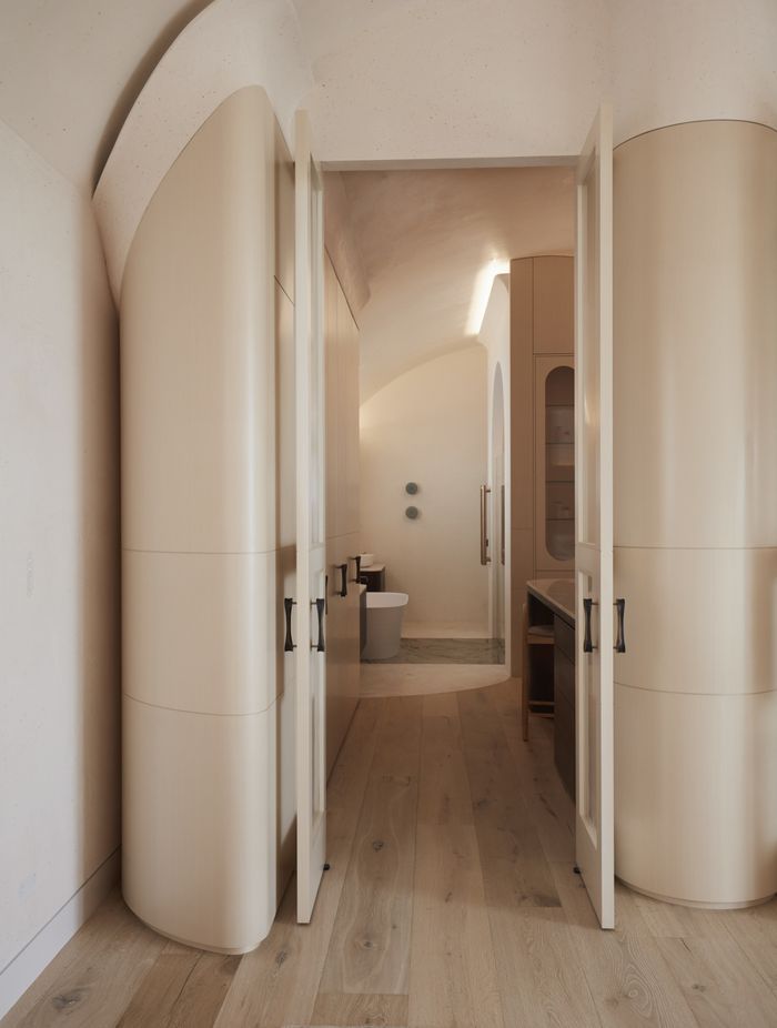 A neutral palette defines this sanctuary