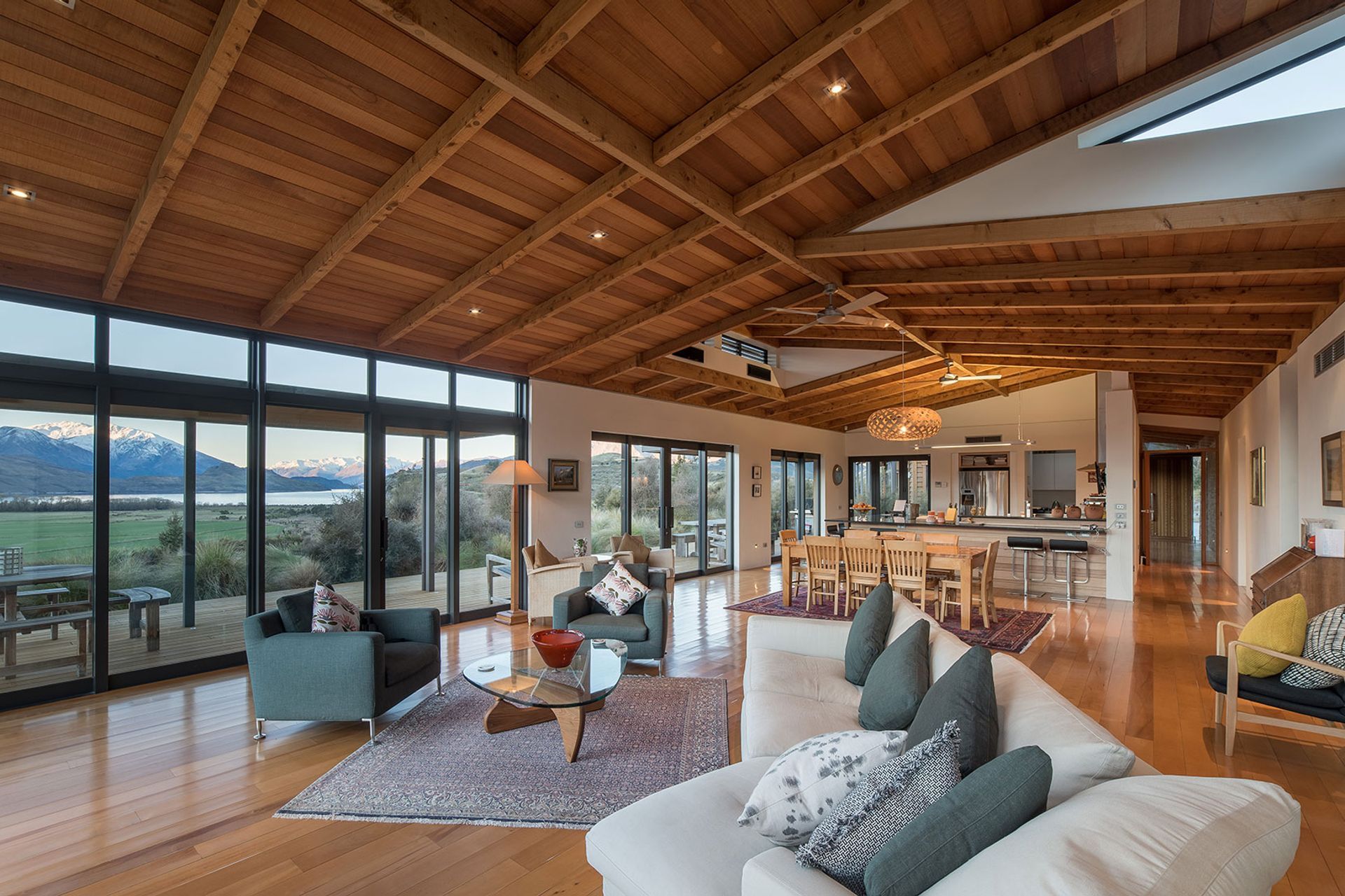 The deliberately non-retangular form of the home makes for a dazzling interior space. | Photography: Simon Larkin