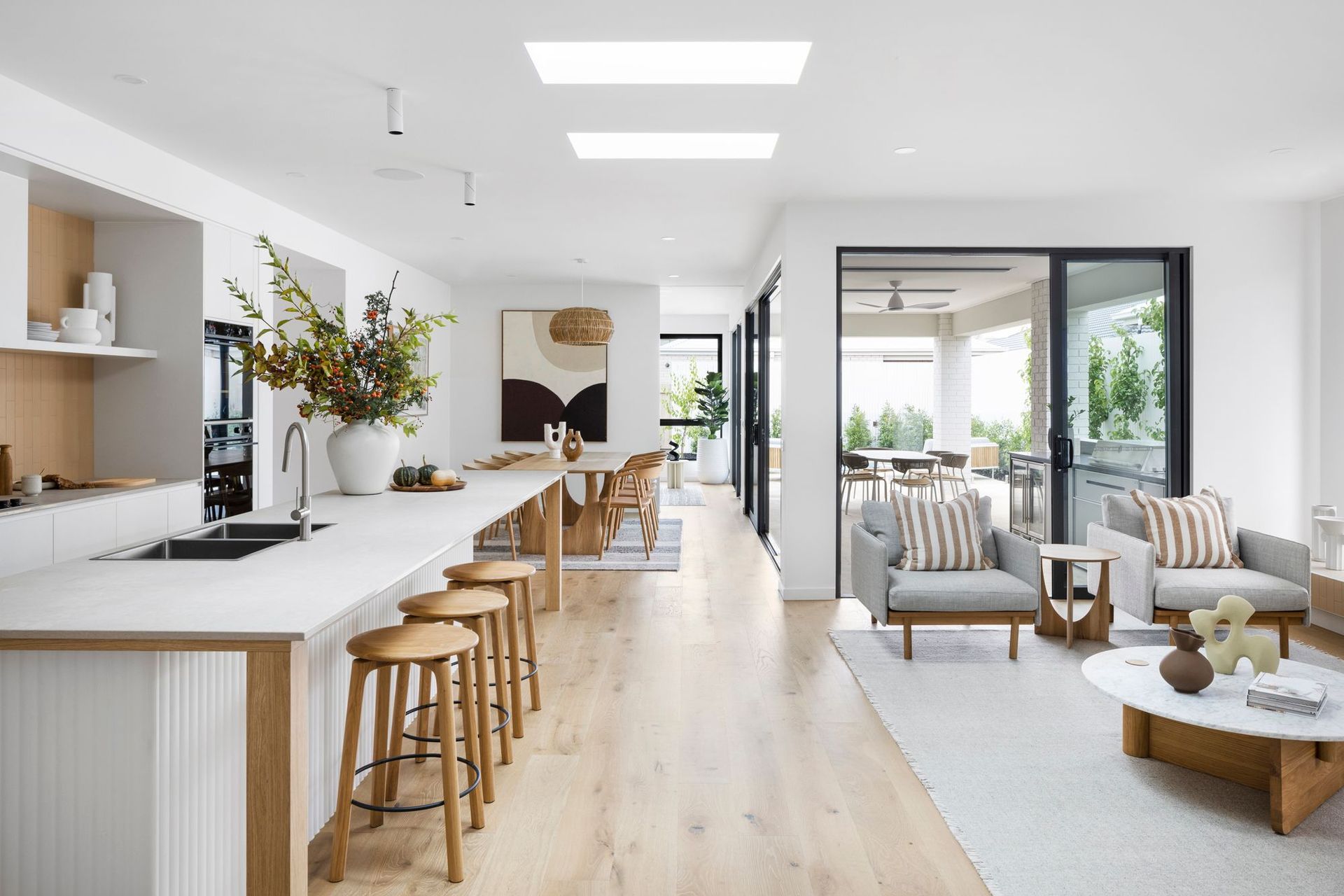 Linear Form by Glenvill Homes