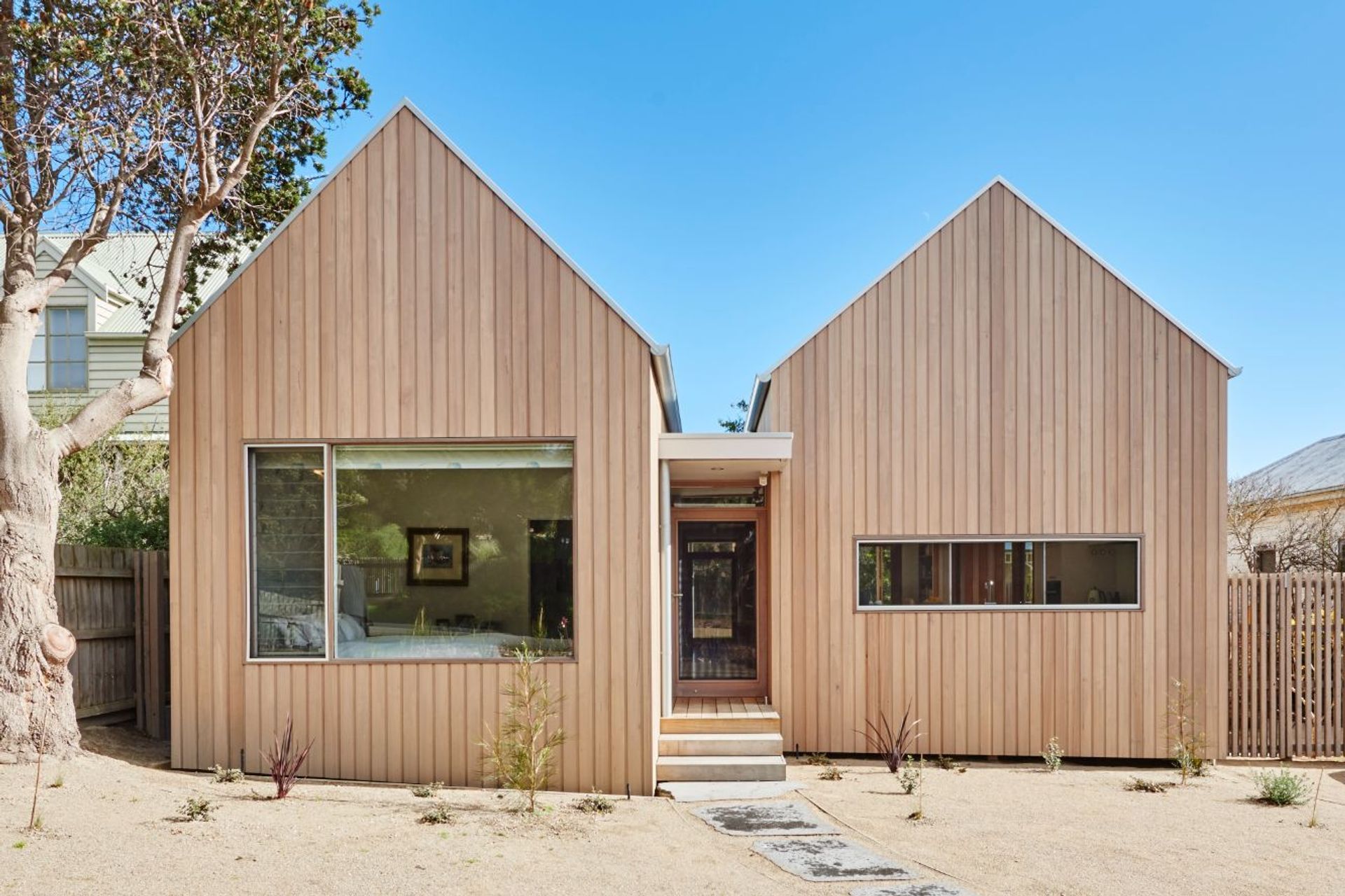 Point Lonsdale House by Stonehouse + Irons | Photo by Nikole Ramsay