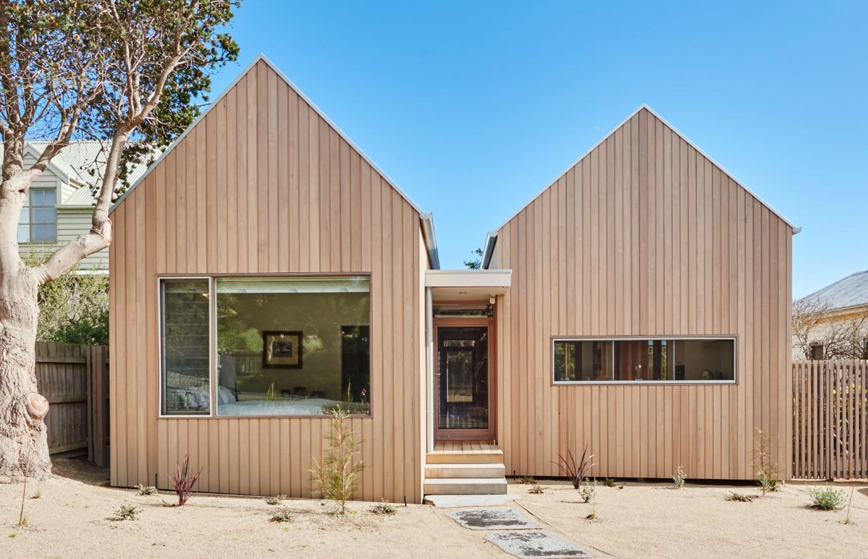 Point Lonsdale House by Stonehouse + Irons | Photo by Nikole Ramsay