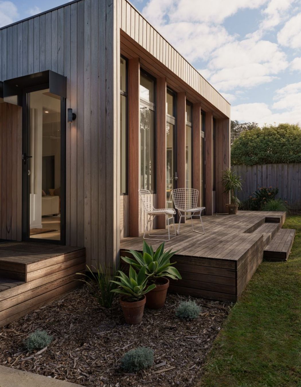 Point Lonsdale House by Stonehouse + Irons | Photo by Tony Evans