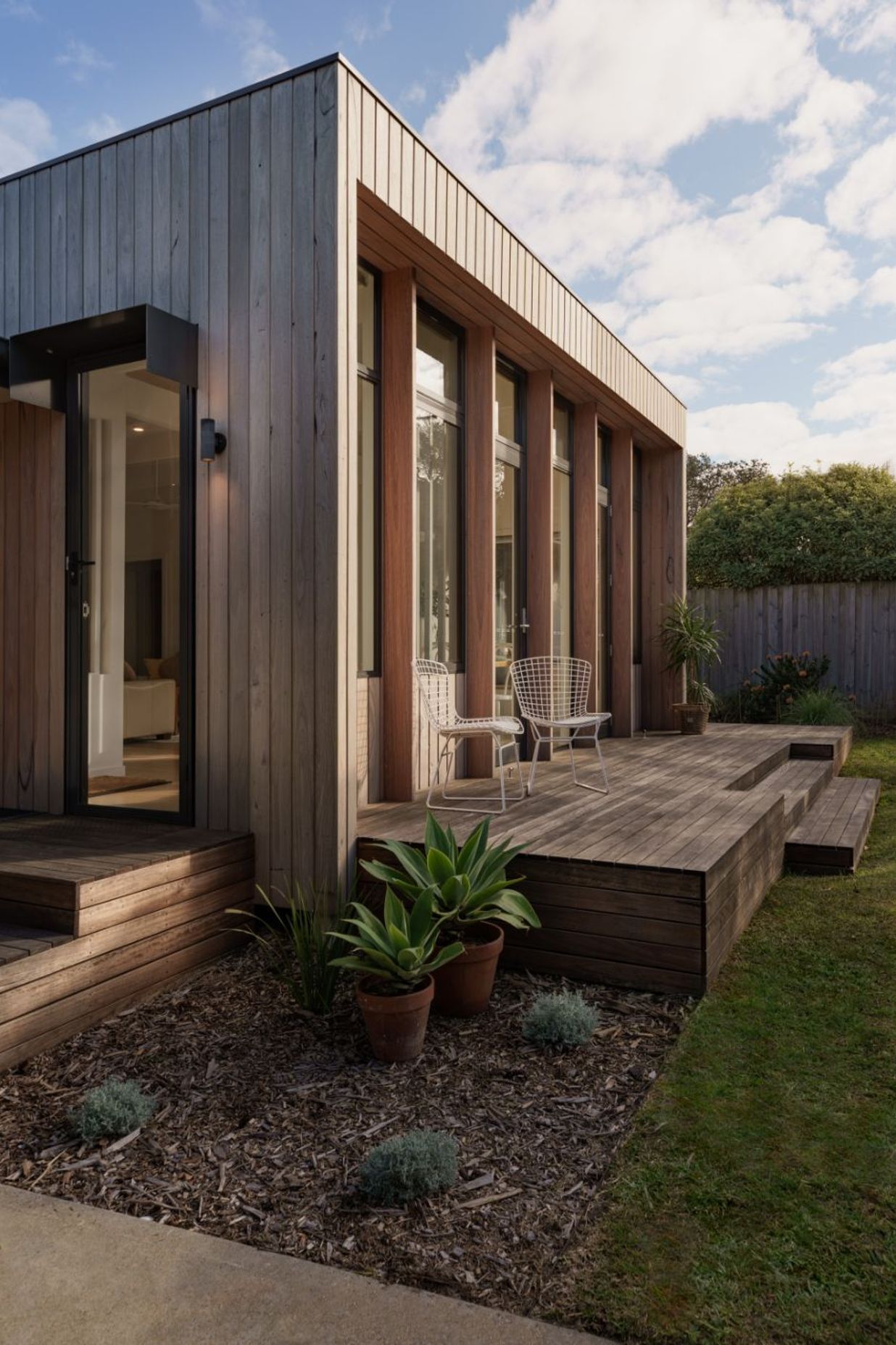 Point Lonsdale House by Stonehouse + Irons | Photo by Tony Evans