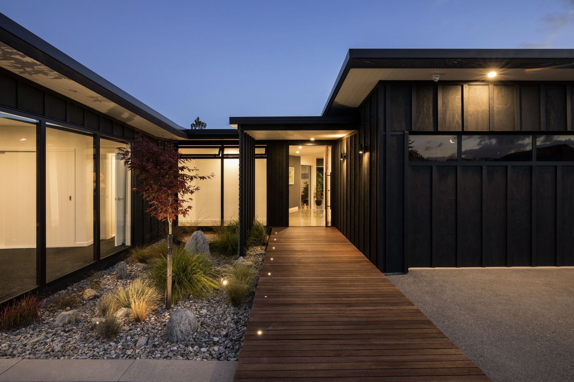 This elegant and modern home from Creative Arch and Waller Projects has a Homestar 7 rating. Photo: Mark Scowen