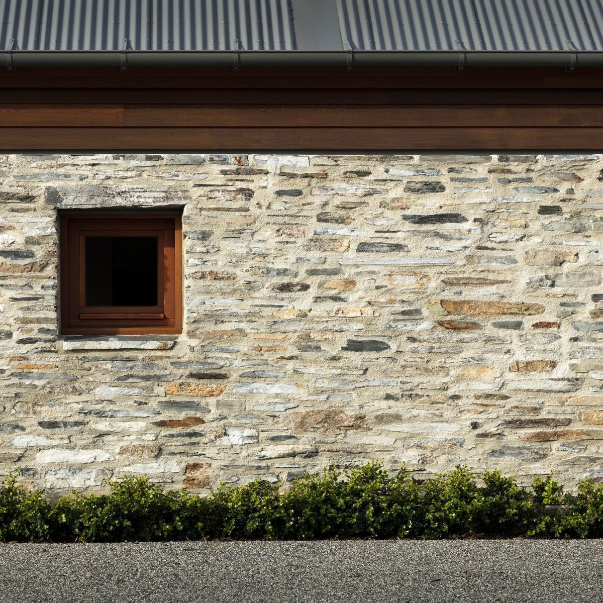 Building without heating: how to build healthy, comfortable homes with virtually no heating