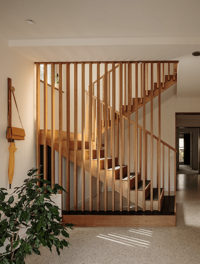 Natural timbers and painted plasterboard walls create a warm, inviting backdrop, and the natural light and sheer spatial volume of the space takes centre stage.