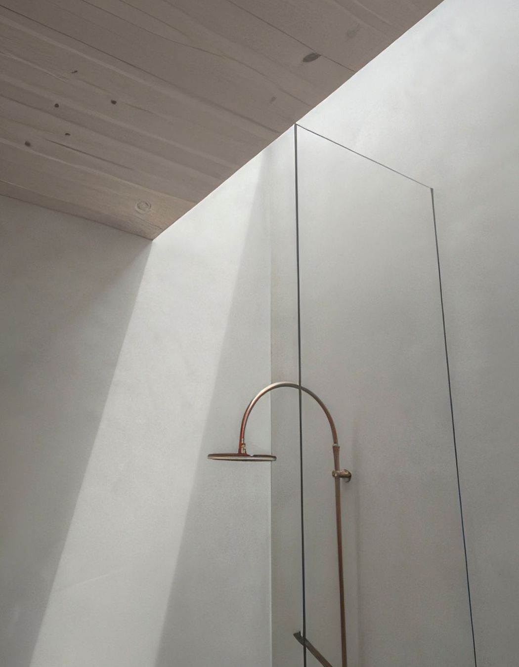 There is minimalistic precision and a quiet discipline that is evident in every minute detail.