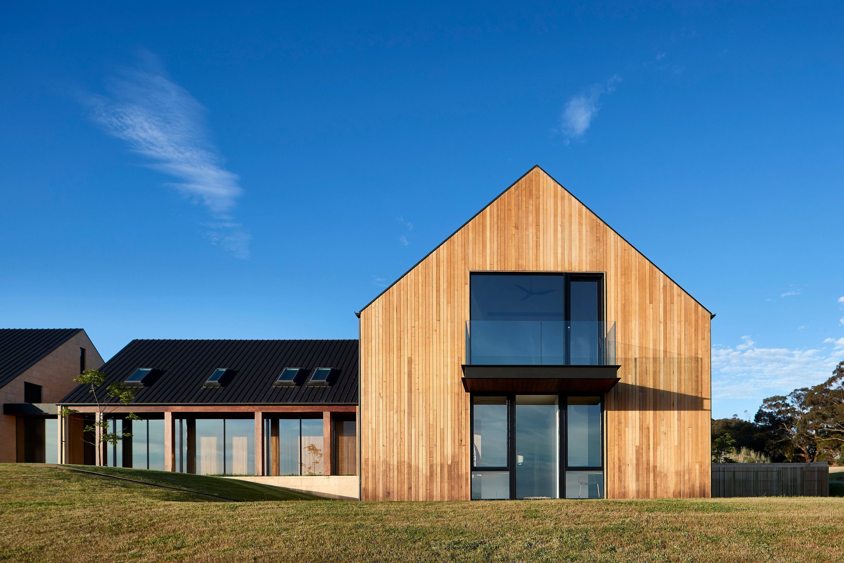 Flinders Residency by Abe McCarthy Architects and AV-ID | Photo by Shannon McGrath