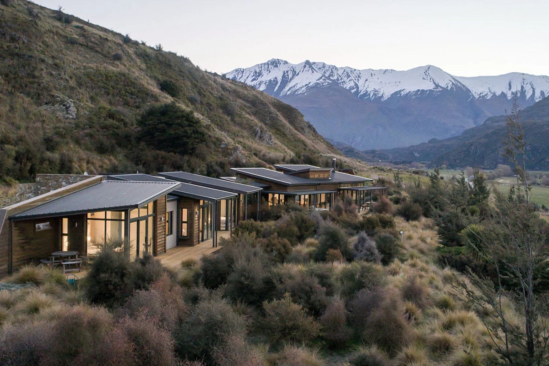 The stunning exterior of Buchanan Rise House in Wanaka by Condon Scott Architects. | Photography: Simon Larkin