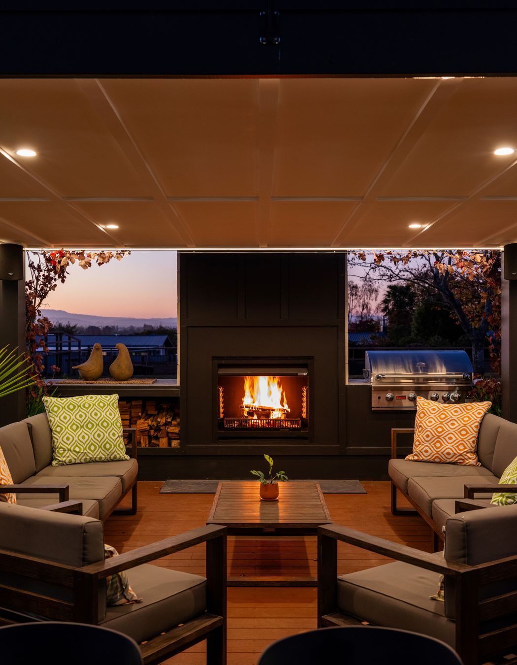 The roaring flame of the open fireplace is the perfect place to host family and friends, taking in the surrounding terrain of Havelock North.