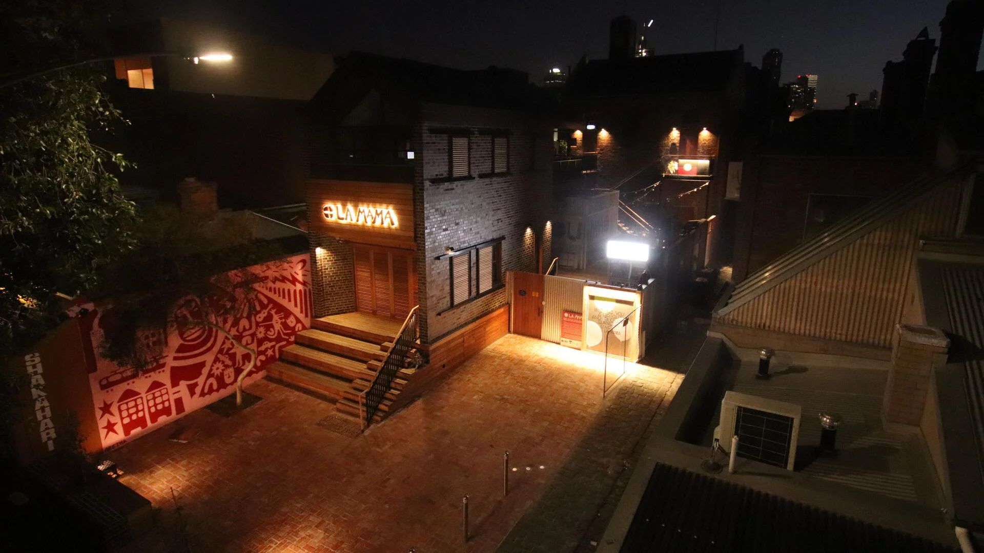 Flowpoint grout reduced labour time on the La Mama Theatre project. video