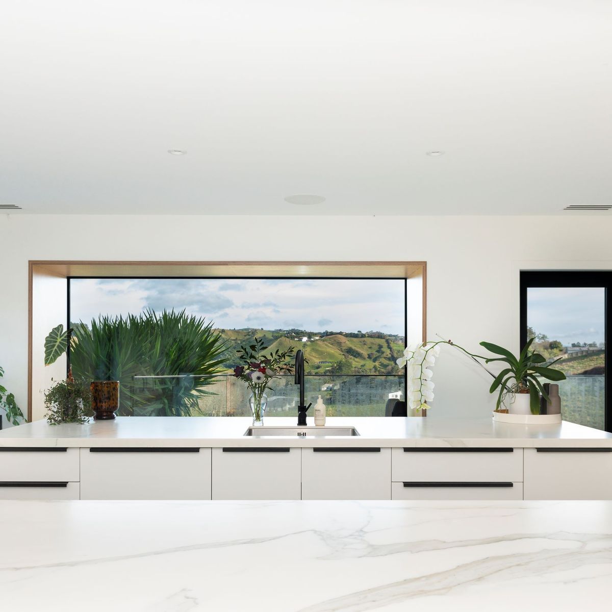 What to know: the benefits of combining ducted central heating and cooling with ventilation