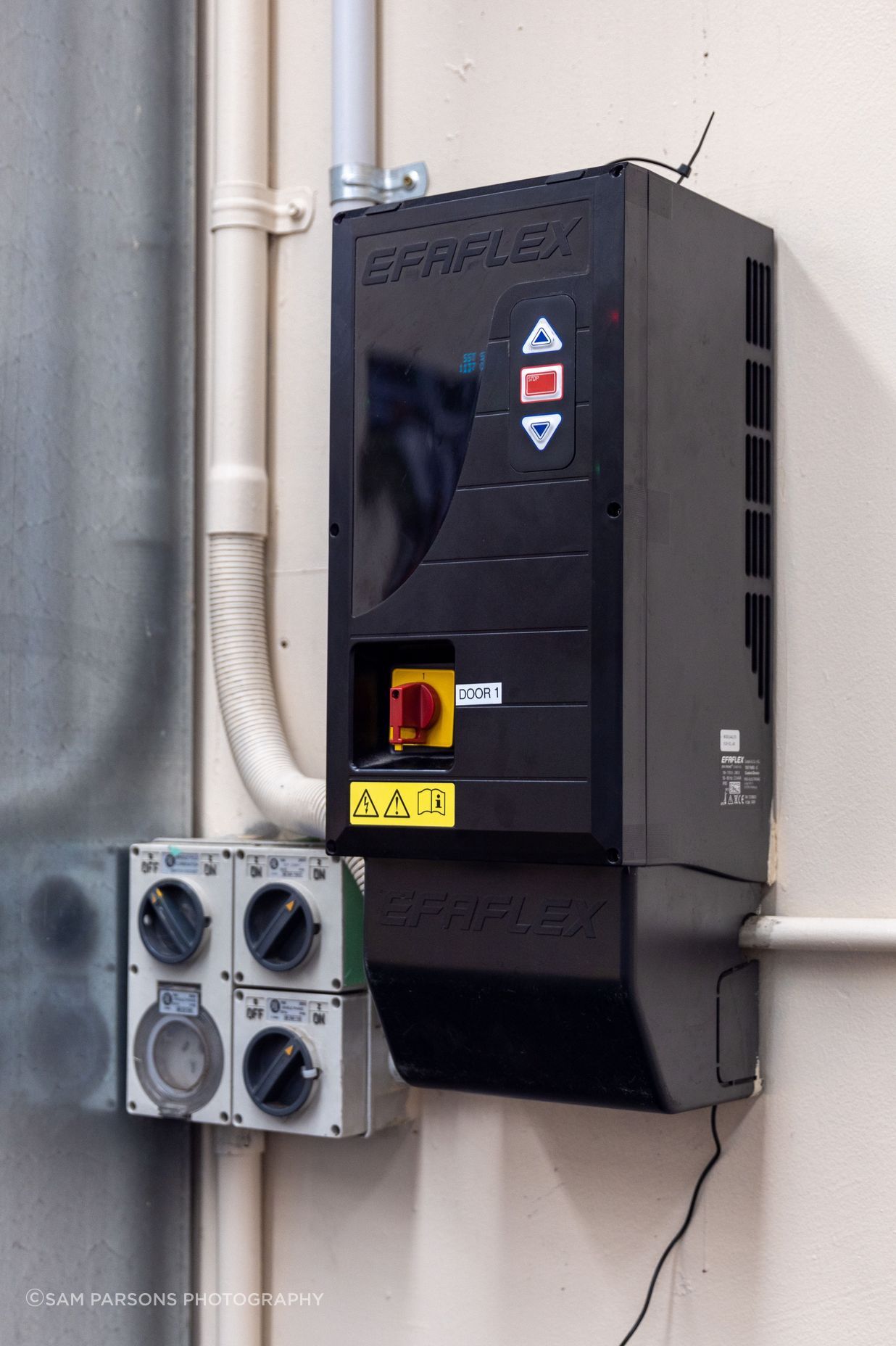 EFAFLEX doors are easy to use with cutting-edge technology.