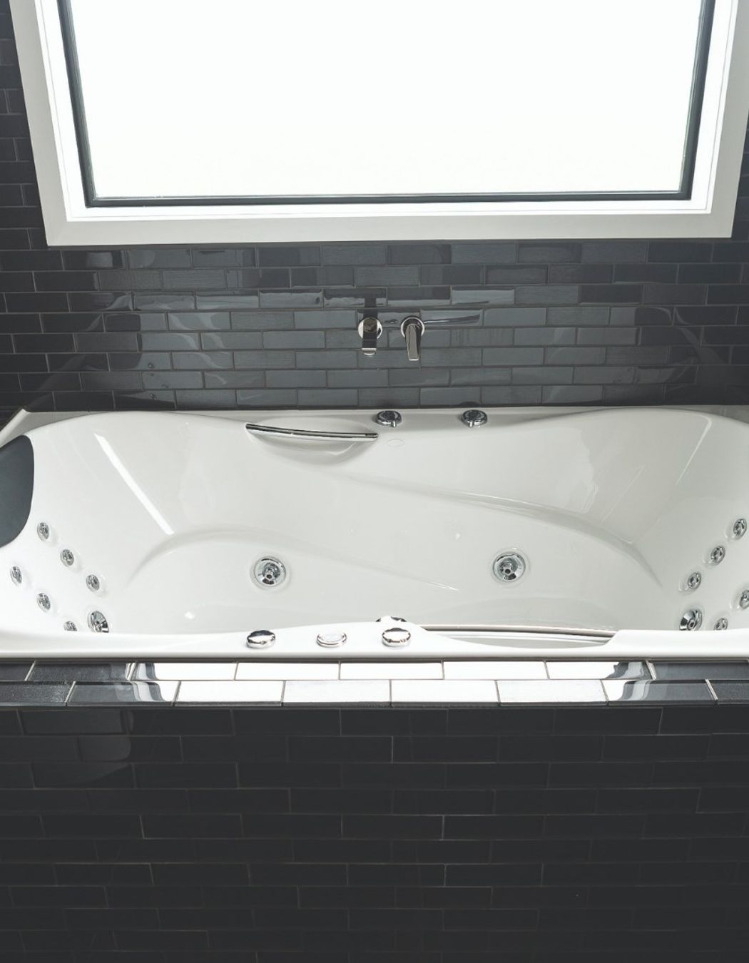 The ultimate in bath relaxation courtesy of the Evora Hydrotherapy Massage Spa Bath from Englefield.