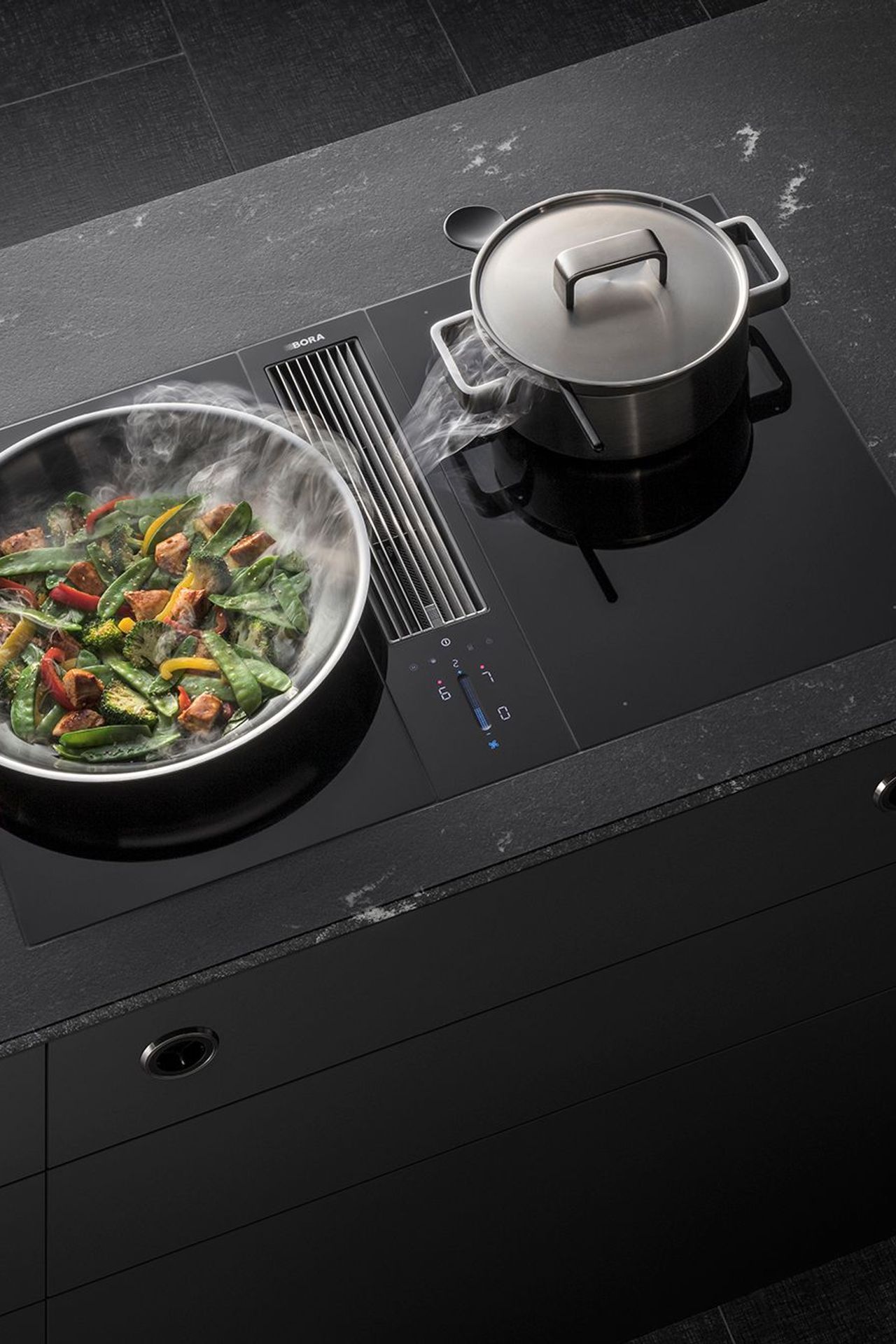 The BORA Classic 2.0 combined cooktop and extractor.