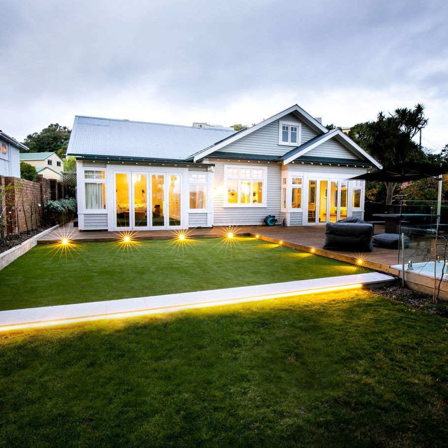 Designer deck lighting ideas for homes in New Zealand