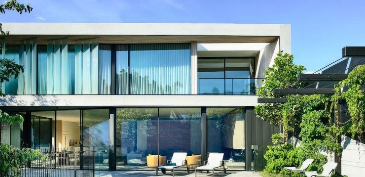 Heritage, regulations and budgets: the architectural window brand solving your problems