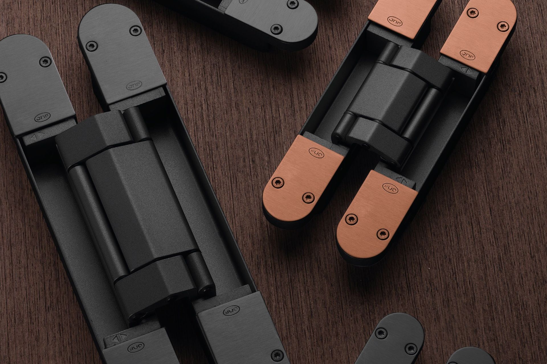 3D hinges from Mardeco.