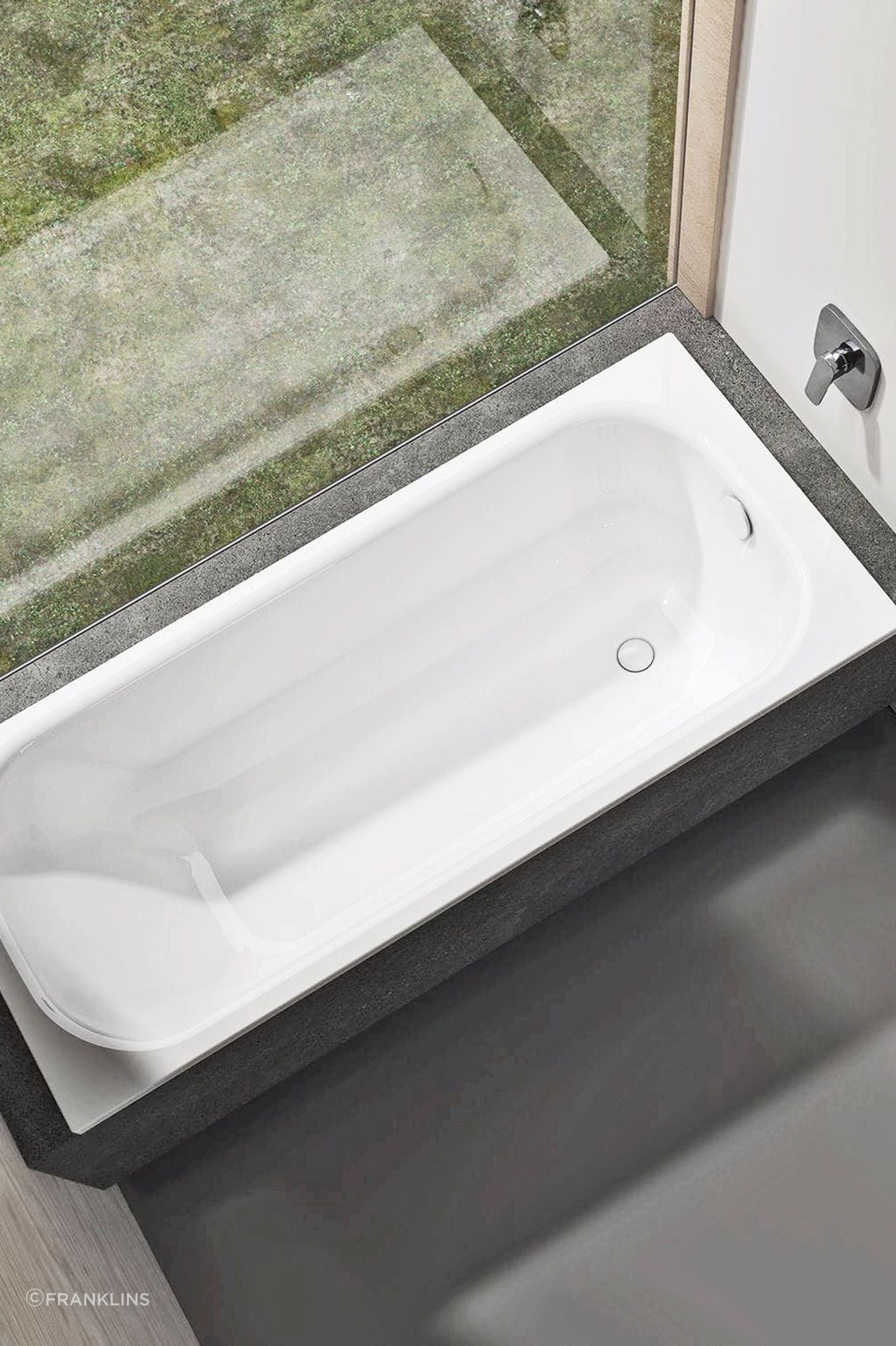For those with an alcove space to utilise, choices like the BetteForm Drop-in Bath are an excellent solution