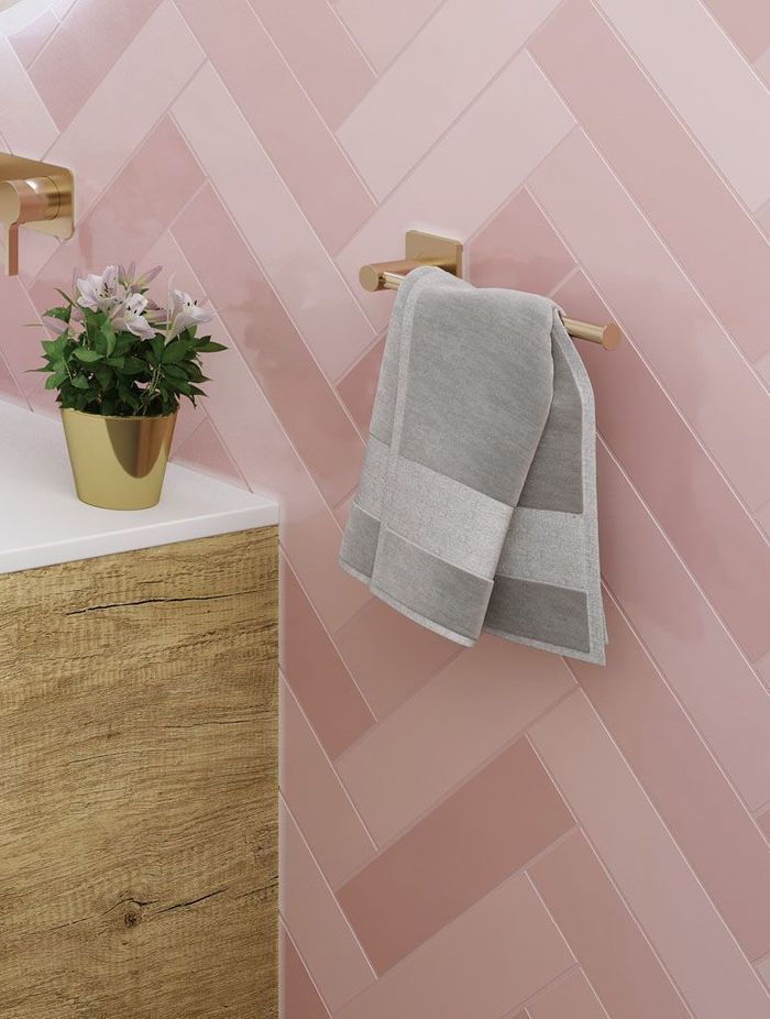 Sansa Hand Towel/Roll Holder
by Fienza