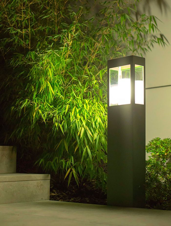 Brick Model 3 | Bollard Light
By Special Lights