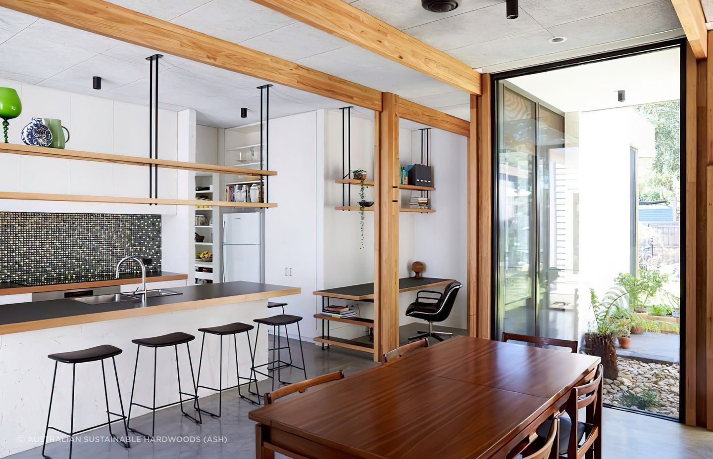 Ballantyne Street – Glulam created from ASH’s Victorian ash structural grade.