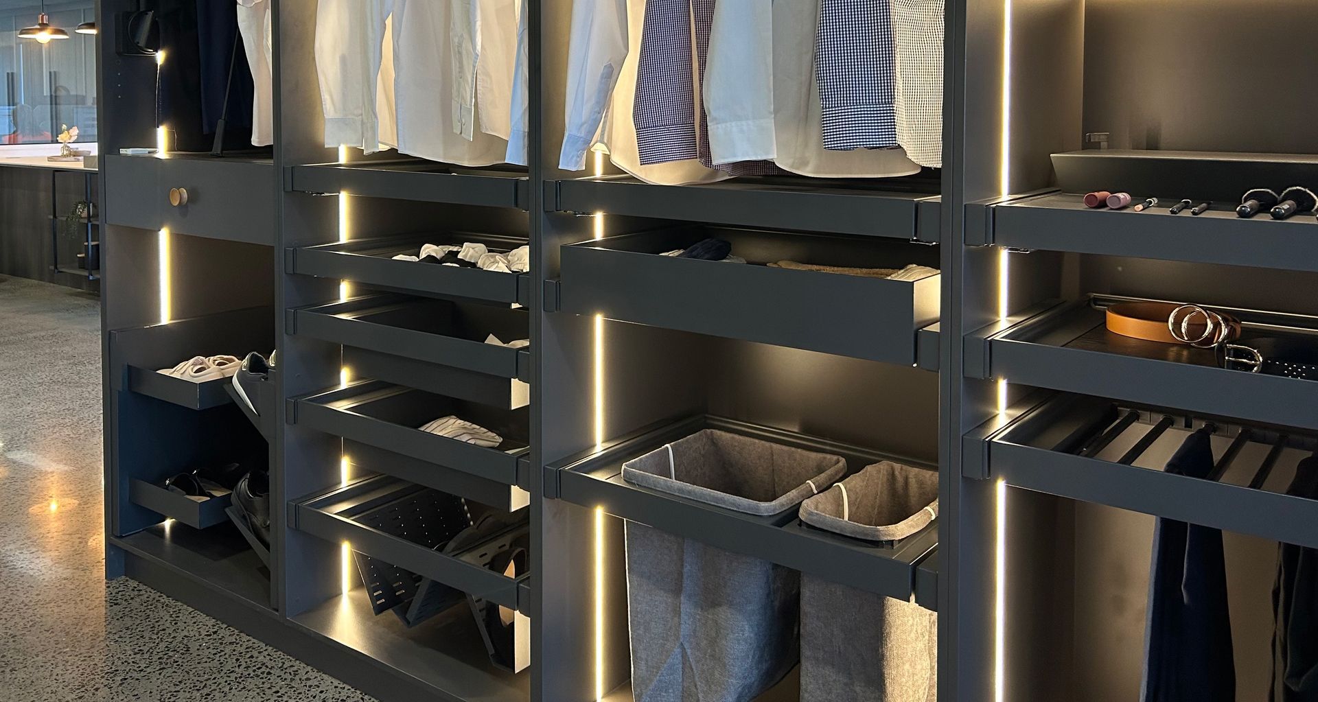 SIGE Kaos Wardrobe System from Wilson &amp; Bradley