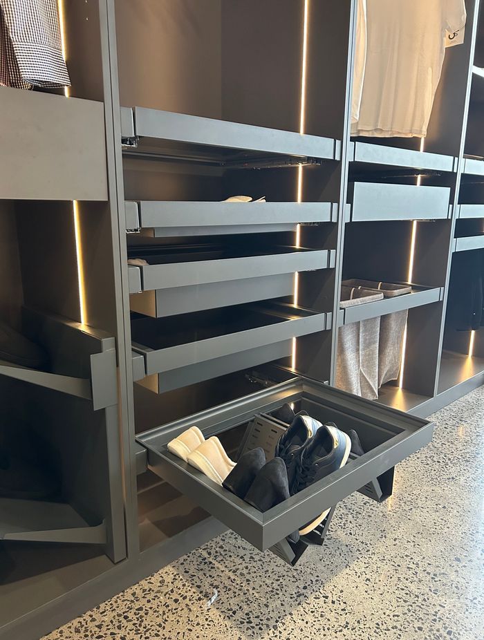 The SIGE Kaos Wardrobe System offers storage versatility.