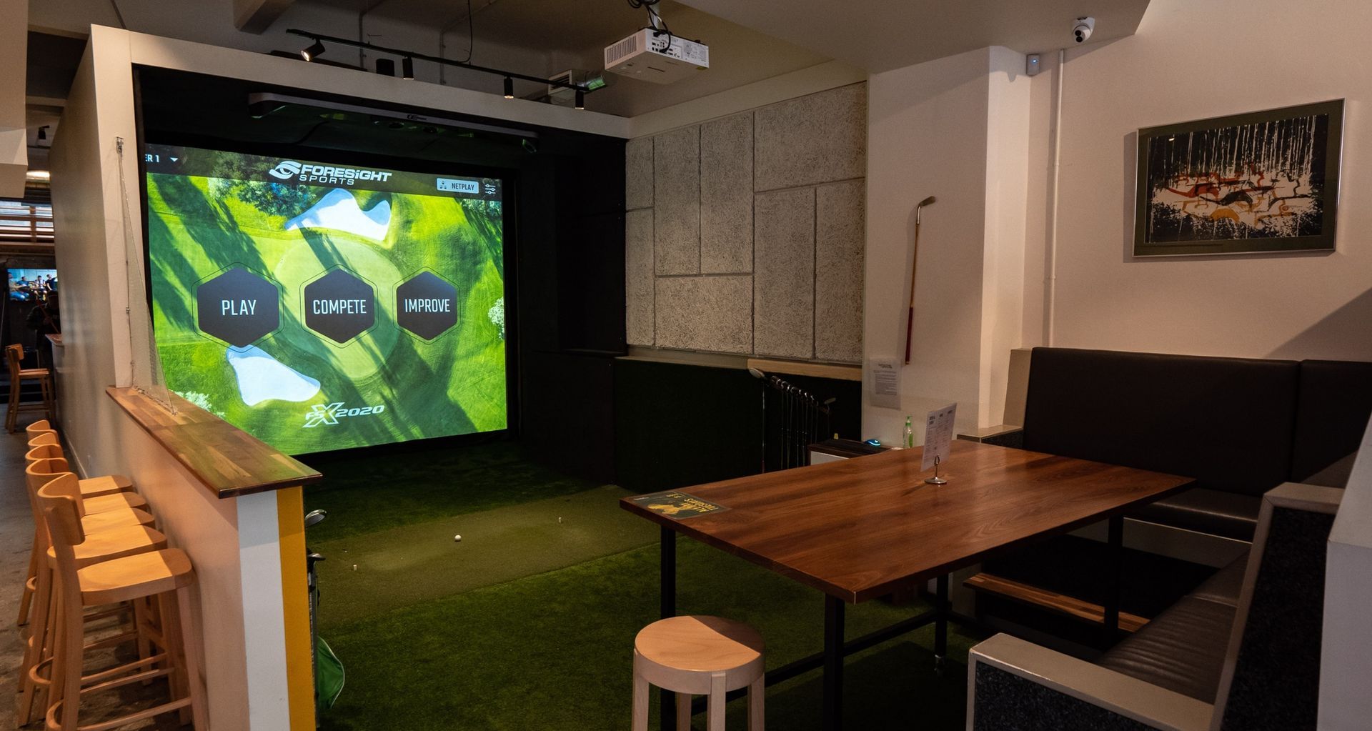 A Premium Golf Simulator at Birdies and Brews venue.