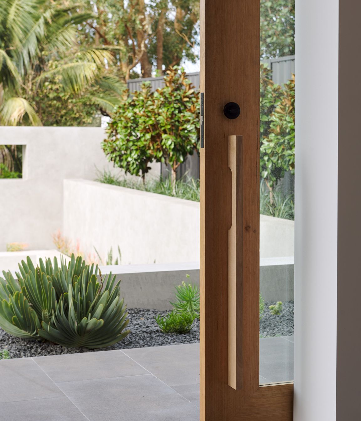 The Bodo Timber Feature Door Handle is the perfect mix of style and strength, crafted from beautiful, durable timber for a timeless and natural look.