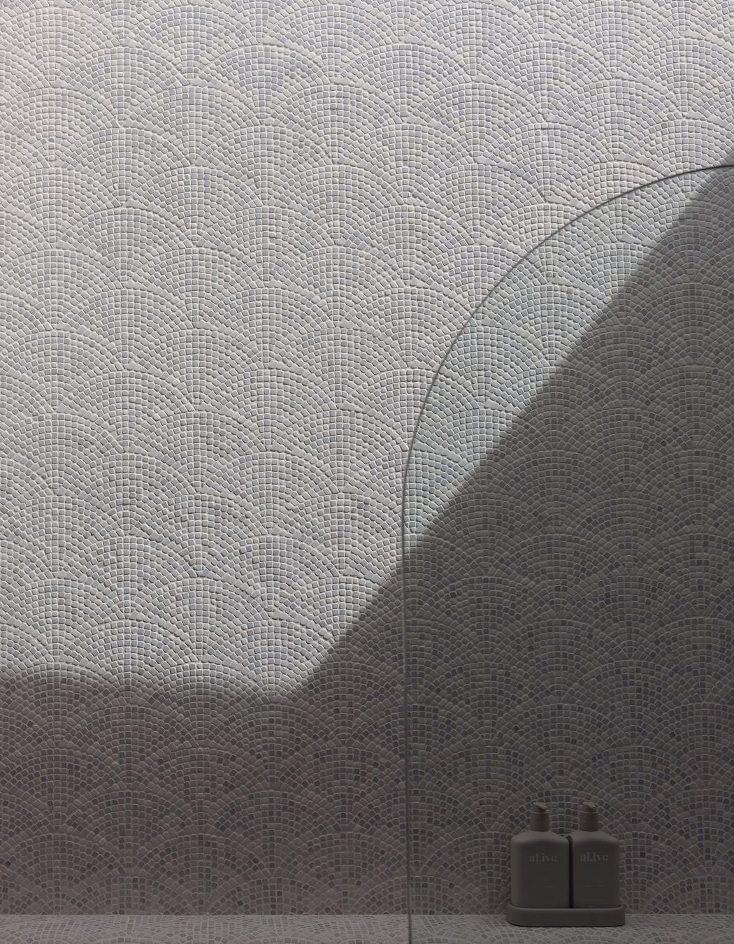 Perini Tiles uses the Piccolo Fan Thassos Tiles for the 'Elliot Avenue - Maxwell Built' Project