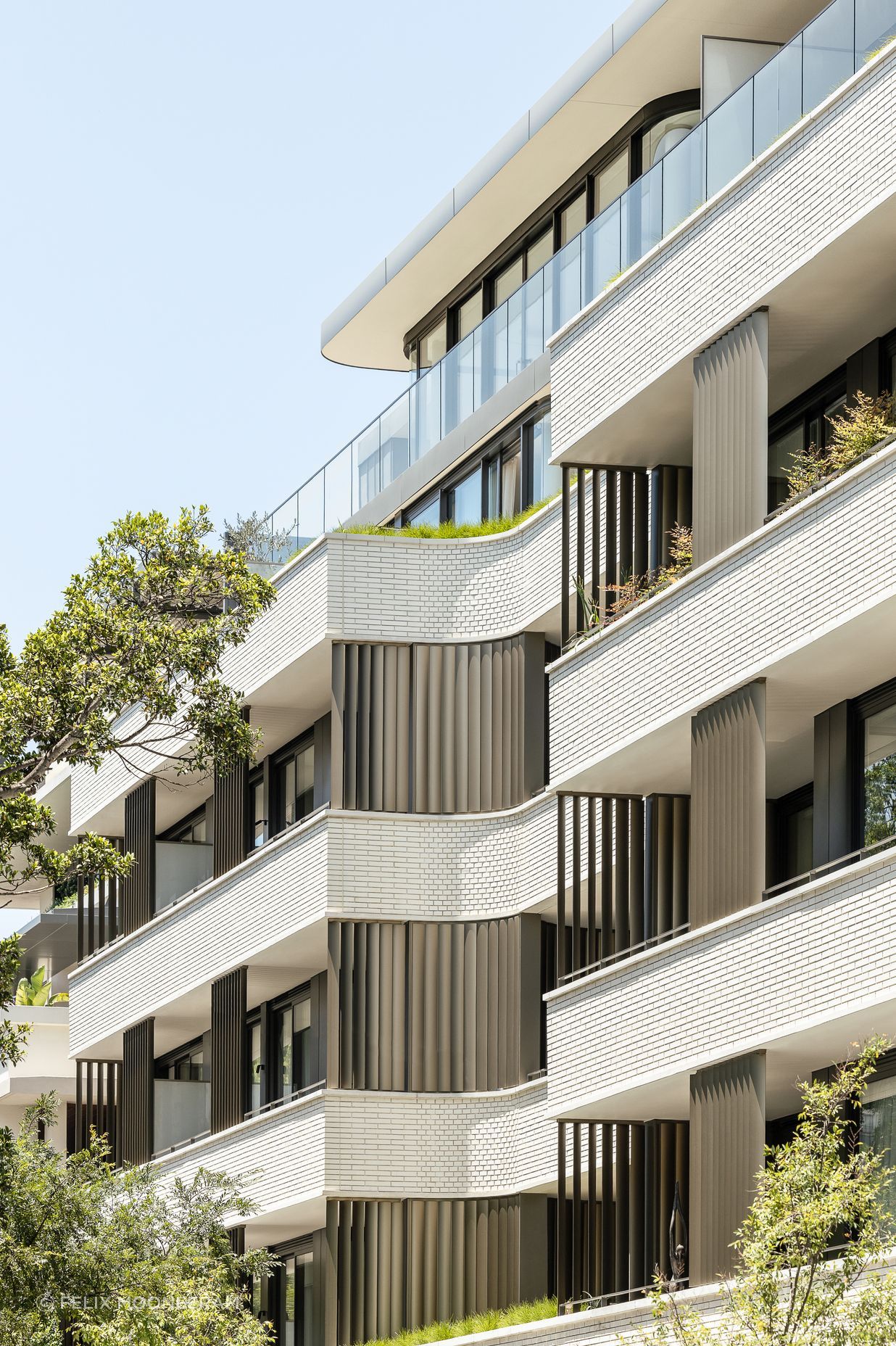 1788 Residences has set a new benchmark for architecture and luxury design in Double Bay using Robertson's Brick Inlay.