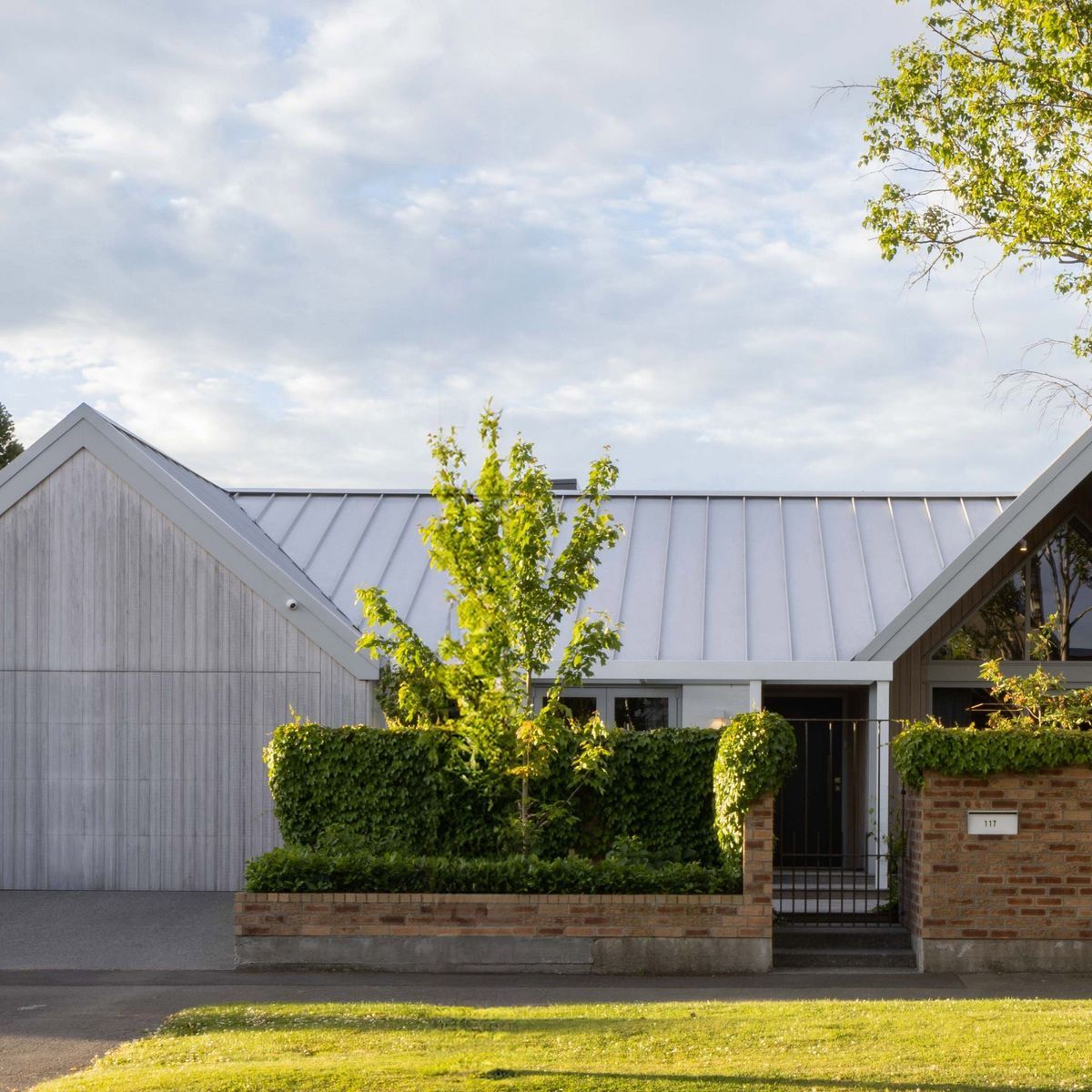 When colour fades, so does value: Understanding steel coating quality