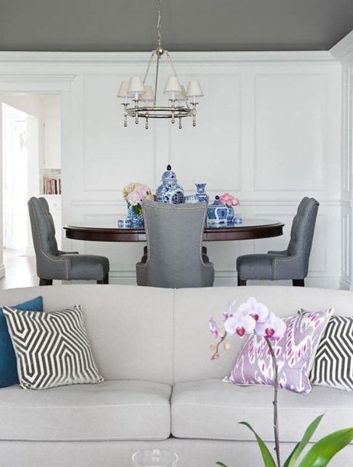 E. F. Chapman Classic Ring Chandelier
By Oscar and Mila
