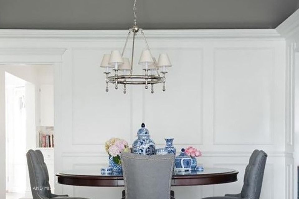 E. F. Chapman Classic Ring Chandelier
By Oscar and Mila