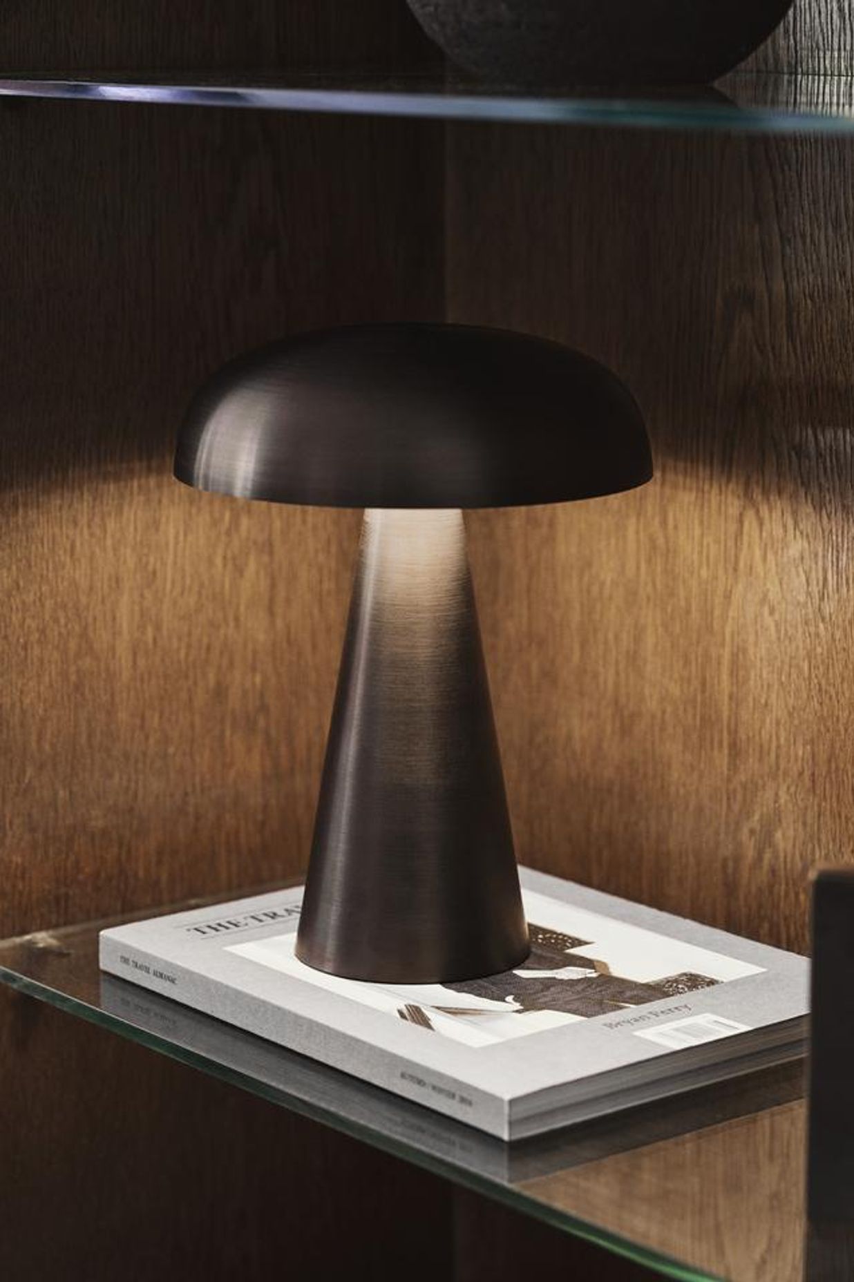 Como-SC53-Portable-Table-Lamp-by-Tradition.jpg
