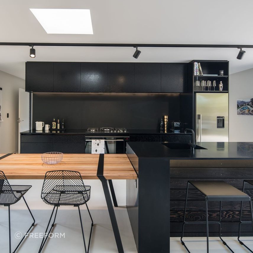 CorianDeepNocturnekitchenbyEvelynMcNamara1.jpg