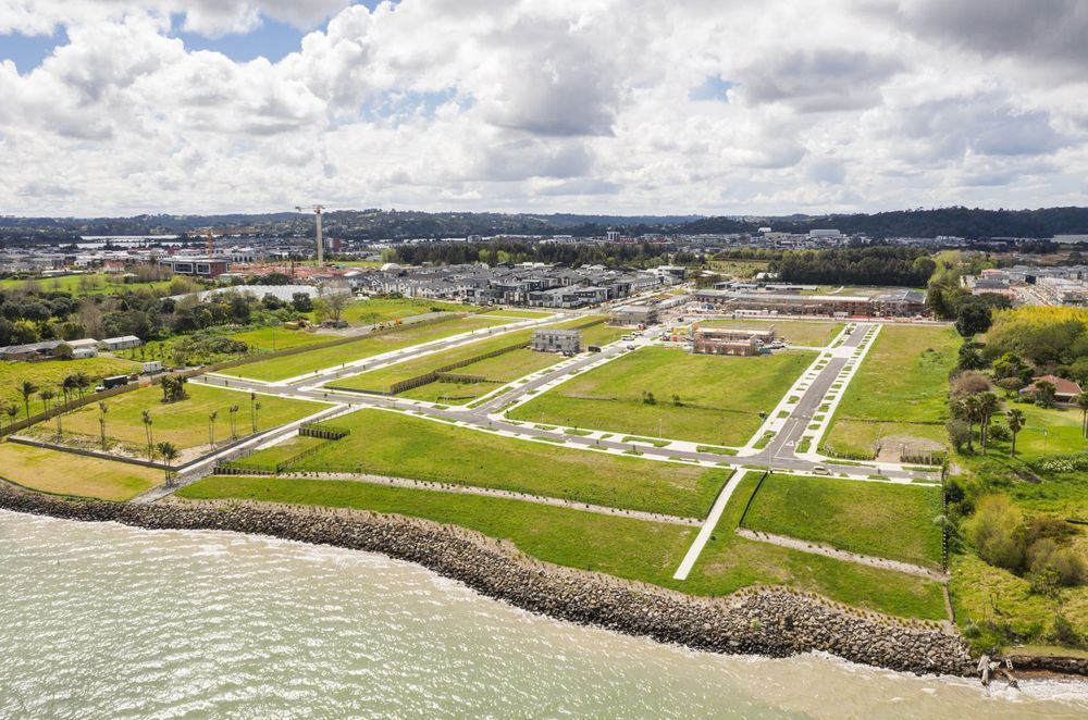CPMC provided development management and project management services throughout the duration of this residential subdivision project in Scott Point, Hobsonville, Auckland. The 4 ha site was subdivided successfully into 105 residential lots.