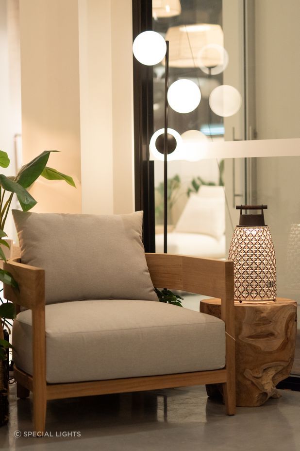 The hand-woven Nans portable provides soft illumination